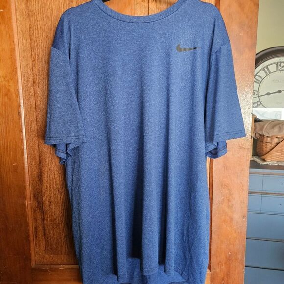 NEW Nike Men’s Blue Dri-FIT T-Shirt Size 2XL | Moisture-Wicking Athletic Tee - Picture 1 of 11